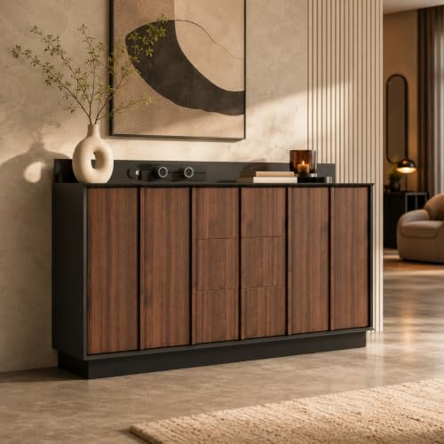 PREMTURE Aparador negro brillante y efecto madera, 150 cm, armario de almacenamiento con 3 cajones, 2 puertas, enchufe integrado y caja de cables, cómoda de madera aglomerada/MDF, 92 cm de alto