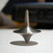 Silberner präziser Kreisel, tragbarer Präzisions-Metallkreisel, Premium, exquisit, perfekte Balance, Desktop-Kreisel, Vintage-Totem-Kreisel, Schreibtisch, kleine Fidget-Dekoration