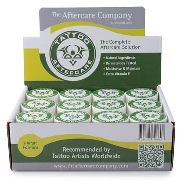 Tattoo Aftercare Boîte de 24 x 10 g de The Aftercare Company - Approuvé dermatologiquement - Hydrate, apaise, entretient - Sans cruauté envers les animaux - Formule unique
