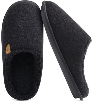 KuaiLu Chaussons Homme Chaudes Pantoufles Hiver pour La Maison en Mousse à Mémoire de Forme,Léger Semelles antidérapantes Slippers pour Intérieur Extérieur Noir Taille 46