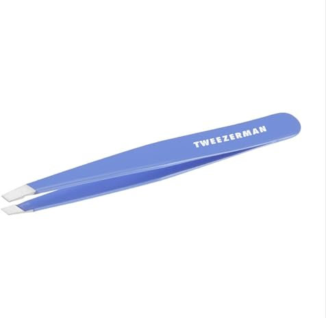TWEEZERMAN Pinzas de depilar (puntas inclinadas, depilación de cejas, calidad profesional, acero inoxidable), azul lapislázuli