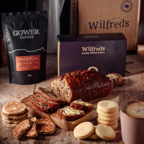 Wilfreds Welsh Coffee Gift Set – Luxury Hamper with Gower Coffee, Bara Brith Loaf, Welsh Cakes & Shortbread – Gifts for Men & Women (Plain Sleeves)