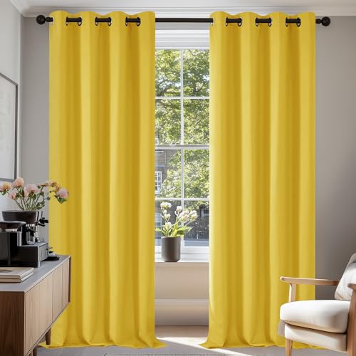 Deconovo Wohnzimmer Gardinen kurz Vorhänge mit Ösen Verdunkelung Senfgelb | 2er Set, H138 x B132 cm, Vorhang Verdunkelnd, Sichtschutz, UV-Schutz, Ösenschal, für Schlafzimmer Wohnzimmer Kinderzimmer