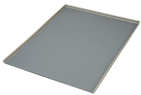 AZERODESIGN - Protector de Fondo para el Fregadero - M-60 - Fondo de 58 cm - Lámina de 1 mm de Espesor - Goma Protectora Lateral - Protege de la Humedad y la Corrosión - Fácil Recorte - Material PVC