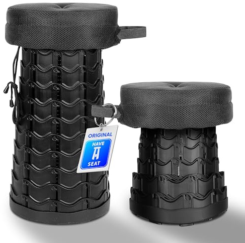 Have A Seat Sgabello telescopico – spesso cuscino confortevole – sgabello regolabile in altezza in 11 gradini – 45 cm di altezza – pieghevole – compatto 1,5 kg – seduta 25 cm – maniglia – nero