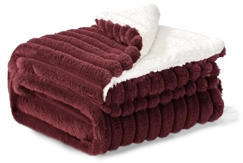 BEDELITE warme Decke Sherpa Kuscheldecke Flauschig Burgund 150x200 | dicke Deko Fleecedecke, Cord Überwurf für Wohnzimmer und Schlafzimmer, weiche Wohndecke, Tagesdecke, das ideale Geschenk