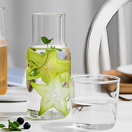 Glass Water Jug,Bedside Water Carafe and Glass Set, 550ML Glass Water Pitcher Set with Heat Resistant V-Shaped Spout,Clear Glass Pitcher for Ice Tea, Beverage, Mouthwash (Transparent)
