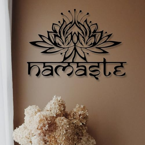 WoodFriends Wandbild aus Holz – Namaste mit Lotus – Spirituelle Deko für Meditation & Yoga – Geschenk für Achtsamkeitsfreunde – Holzschild zum Aufkleben – Inkl. Klebepads