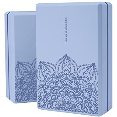 LaiEr Yoga Block (lot de 2) 9 x6 x3 brique de mousse EVA haute densité, surface antidérapante douce et légère pour le yoga, le pilates, la méditation in Bleu clair