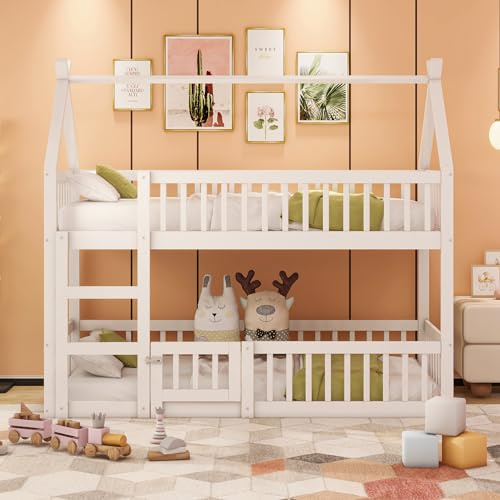 Etagenbett für 2 Kinder, 90x200 cm Kinderbett Bodenbett Hausbett mit Rausfallschutz und Lattenrost,Vollschutzgitter und Türen, Massivholz Doppelbett Stockbett Gitterbett Jugendbett,Ohne Matratze,Weiß