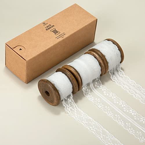 Vitalizart Weißes Spitzenband 13,7 m Nähstoff 3 Rollen (4,57 m x 2,3 cm / 2,8 cm / 4 cm) mit Holzspule für Geschenkverpackungen, Hochzeitseinladungen, Dekorationen, Blumensträuße und Bastelarbeiten