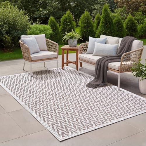 the carpet Calgary - Outdoor Teppich Wetterfest für Balkon & Terrasse, Robuster Flachgewebe Teppich für Garten, Pflegeleicht In- & Outdoor, Boho Vintage Design, Beige Creme, 120 x 160 cm