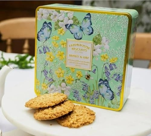Farmhouse Honey & Oat Finest Traditionally made Biscuits Gift Tin - 250 Grams, Family Luxury Biscuits, Novelty British Gifts for Men and Women, Teacher Gifts Hamper Tins, Christmas & All Occassions