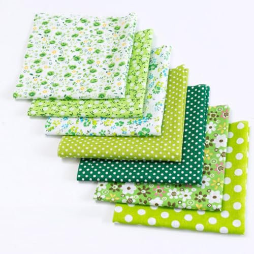 AMateschitz 7 Stück Baumwollstoff mit Blumenmuster Bedruckte Patchwork Stoffe Quadrate Baumwolltuch mit Kleine Blume 100% Baumwolle Stoffpakete für Quilting Nähen DIY Handwerk Grün 25 * 25cm