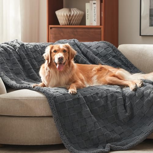 GASUR Waterproof Dog Blankets for Large Medium Dogs, Dog Blanket for Couch Bed, Fleece Pet Blanket for Furniture Sofa Protector, Soft Pet Throw Blankets for Crate Car Outdoor, Washable, 40x50,Grey