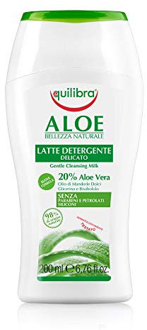 Equilibra Viso, Aloe Latte Detergente, Latte Detergente Viso Delicato a Base di Aloe Vera, Adatto a Pelli Sensibili, Struccante, Idratante, Lenisce e Riequilibra la Pelle, 200 ml