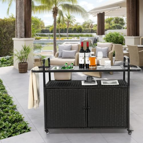 kozamas Black Outdoor Bar Bar Carro con armario y bandeja para cubitos de hielo, carrito de ratán PE con placa de acero y ruedas, carrito de servicio enrollable para jardín, terraza, balcón, 131 x 50