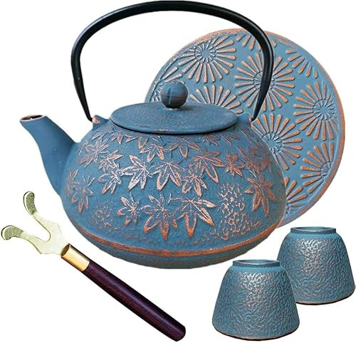Théière en Fonte Japonaise 1000 ml avec Infuseur Inox – Ensemble 5 Pièces Bleu Motif Floral Cuivré | Service à Thé Tetsubin Émaillé avec 2 Tasses, Dessous-de-plat et Pince à Thé | Cadeau Zen