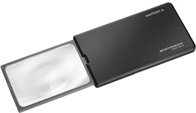 Eschenbach Optik easyPOCKET XL Lupe mit 2,5X-Vergrößerung und Beleuchtung | inklusive Standhalterung für bequemes und detailliertes Betrachten