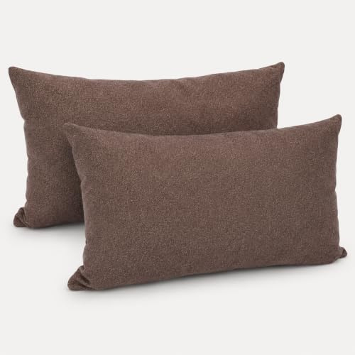 Formalind - 2er Set Sofakissen 50x30cm - 2 Sofakissen mit Füllung und Bezug. Bequeme Couchkissen mit abnehmbaren und waschbaren Bezügen. Weiche Couchkissen im 2er Set. Dunkelbraun | Mit Füllung und Bezug, Abnehmbare und waschbare Bezüge, Weiche Couchkissen