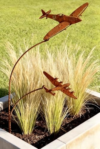 GAP GARDEN PRODUCTS Decorative rustic metal garden art/decor (Bare Metal/Rustic Patina) (Spitfire and Lancaster)
