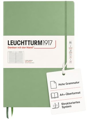 LEUCHTTURM1917 370261 Notizbuch Master Classic (A4+) Hardcover, 235 nummerierte Seiten, Salbei, liniert | 235 nummerierte Seiten, 100 g/m² Papier, Fadenheftung, säurefrei, Sticker-Set