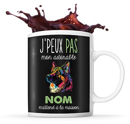 Planetee Tasse Berger Allemand Adorable m'attend à la maison Prénom Nom Personnalisable | Mug Café Thé Idée Cadeau Personnalisé Homme Femme Original pour propriétaire de chien