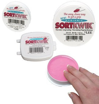 16 Pack LEE PRODUCTS COMPANY SORTKWIK FINGERTIP MOISTENER 3/8OZ.