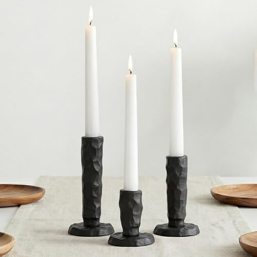 Sziqiqi Eisen Kerzenhalter Stabkerze Schwarz: Gusseisen Kerzenständer Stabkerzen 3er Set für Tischdeko - Gehämmertes Stabkerzenhalter für Wohnzimmer Kamin Esszimmer Couchtisch Badezimmer | Hammered, Heavy Duty, Kerzenhalter 3er Set, für Esstisch, Kaminsims, Kamin