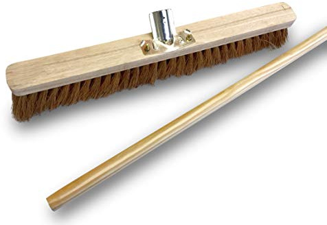 Kibros Lot 6 balais cantonnier Coco Naturel 60 cm avec Manche Bois | Garnissage coco naturel, 60 cm, manche bois inclus, semelle bois, douille vissante, piste extérieur.