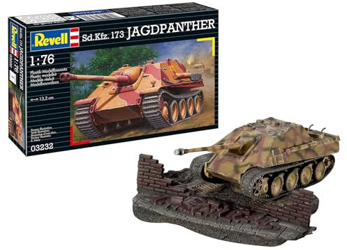 Revell Modellbausatz Panzer 1:76 - Sd.Kfz.173 Jagdpanther im Maßstab 1:76, Level 4, originalgetreue Nachbildung mit vielen Details, 03232