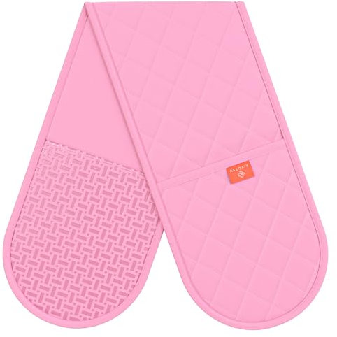 Pink Oven Gloves by Kiyotsu: Premium Oven Gloves, Double Quilted Protection - Your Pink Kitchen Accessory