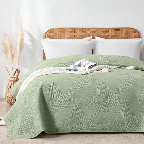 VIVA FINO Copriletto 220x240 cm,Copriletto Ultrasonico Verde Chiaro,Leggero,Morbido e Facile da Pulire,Doppio Lato,Copertura Letto con Motivo Foglie,Ideale per Tutte le Stagioni,Per Letto e Divano