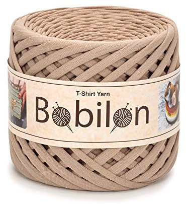 T-Shirt Garn zum Häkeln, Strickgarn Stofftuch, T-Shirt Garn 110 Yards für Makramee, Hand DIY Tasche Korb Kissen Projekte 5-7mm Karamell | Feines Bändchengarn für präzise Makramee- & Häkelarbeiten – Caramel, ideal für filigrane Projekte