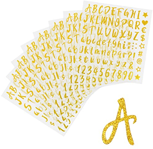 Dokeno 640 Pezzi 8 Fogli Lettera Vinile Autoadesivo, Adesivo di Alfabeto e Numeri Glitter Adesivi Numeri Alfabeto Decal per Cappellini Laurea Segno Porta Affari Decorazioni Regalo (Oro)