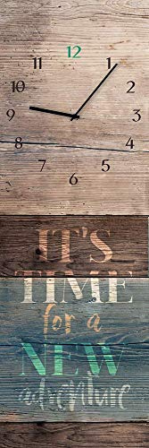STYLER Wanduhr Adventure - lautlose Uhr aus Glas Made in EU - Glasuhr inklusive Wandaufhängung - Wanduhr ohne Tickgeräusche mit Metallzeiger - Holz Holzoptik Vintage Spruch lautlos - 20 x 60 cm
