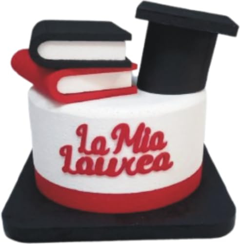 TORTA SCENOGRAFICA LA MIA LAUREA, CON LIBRI E TOCCO IN POLISTIROLO OPPURE CON NOME PERSONALIZZATO 33 CM ALTA, 30 CM DIAMETRO.