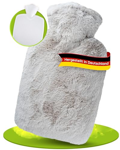 Hugo Frosch Wärmflasche Klassik 1,8l – Made in Germany – mit kuscheligem Flauschbezug Taupe – große, auslaufsichere & geruchsneutrale Bettflasche – langlebig & mit waschbarem Bezug