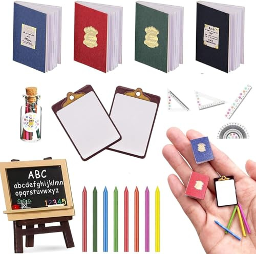 Miniatur Wichtel Zubehör,24Stück 1:12 Weihnachten Mini Puppenhaus Zubehör 1/12 Miniaturpuppe Schulbedarf Wichtelzubehör Deko Buch Klemmbrett Buntstift Set,für Dollhouse DIY Weihnachts Geschenk