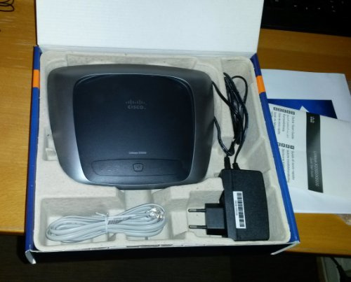 Linksys X3000 - Doble función Router/Modem, Router ADSL y 2 WiFi N300, Conector USB para Almacenamiento, 4 Puertos Gigabit
