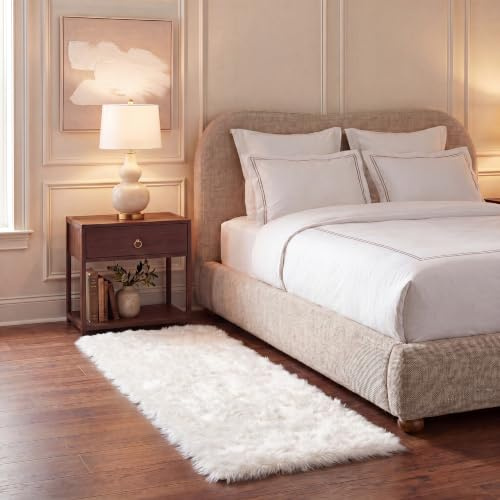 SAFAVIEH Faux Sheep Skin Collection Runner Rug - 2'6 x 8', Ivory, Silken Glam Design, Non-Shedding & Easy Care, 2.35-inch Thick Ideal for High Traffic Areas in Living Room, Bedroom (FSS235A)