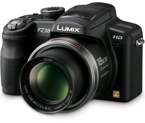 Panasonic DMC-FZ38 Appareil Photo Numérique Bridge 12,1 Mpix Zoom Optique 18x Ecran LCD 2,7 Stabilisé Noir
