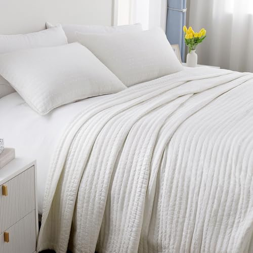 King Quilt Set – 104x90 Soft Washed 3-Layer Lightweight Bedspread with Multi-Lock Quilting, Minimalist Nordic Bedding, All-Season Quilt Set for Spring & Summer (1 Quilt + 2 Pillow Shams),Cream White