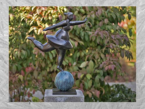IDYL Bronze-Skulptur Große Ballerina auf Einer Kugel | 63x19x47 cm | Bronze-Figur handgefertigt | Gartenskulptur - Wohnbereich-Dekoration |Hochwertiges Kunsthandwerk | Wetterfest