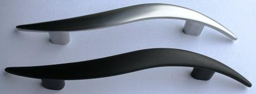 Set of 4, Wave Bar Handles for Cabinet, Kitchen, Wardrobe, Office, Furniture, Doors & Drawers, Available in Black and Silver (No Screws Included)