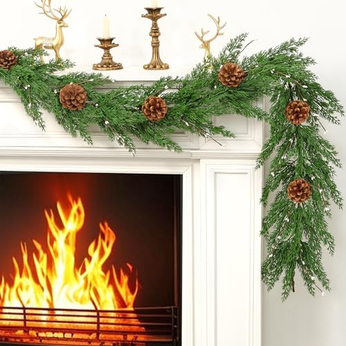 Betylifoy Ghirlanda natalizia artificiale 1 PEZZO Ghirlanda artificiale di pino di Norfolk con bacche bianche e pigne 195CM Foglie verdi al tatto realistico Corona (1)