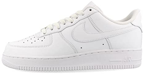 NIKE Men's Air Force 1 '07Basketball Shoe