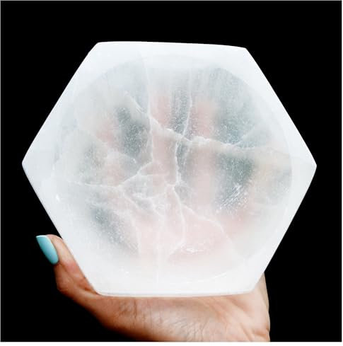Om Zone Cuenco grande de selenita pulido con estación de carga de cristal de selenita para limpiar y cargar cristales, colección de cristales y piedras curativas, hexagonal de 6 pulgadas