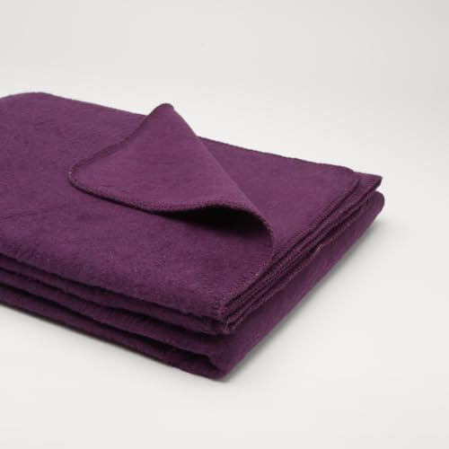 Yogabox Flauschige Kuscheldecke für Kinder 100x150 cm, Wolldecke einfarbig, Pflegeleichte Baumwolle, kuschelig weich und angenehm warm, aubergine