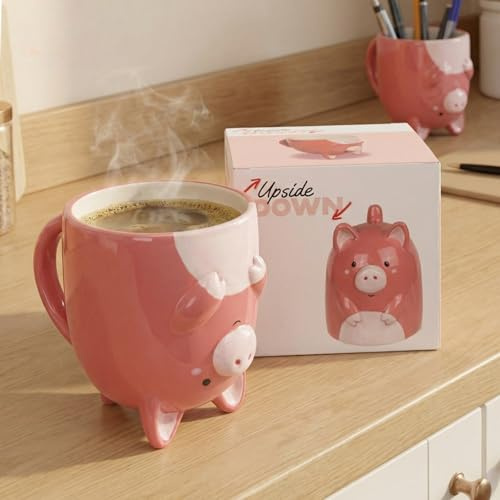 MIJOMA Upside-Down-Mug Kopfüber-Tasse – Lustiger Kaffeebecher aus Keramik – Umgedrehter Henkelbecher für Kaffee & Tee – 500 ml (Schwein)